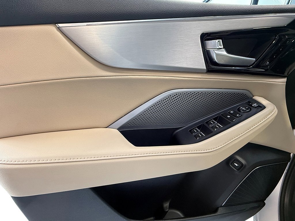 New 2026 Platinum White Pearl Acura  image 14