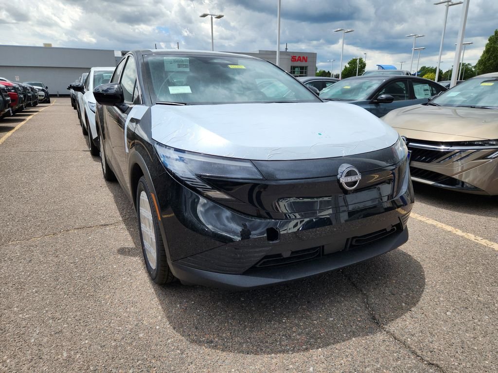 2026 Nissan Leaf S+'s photo