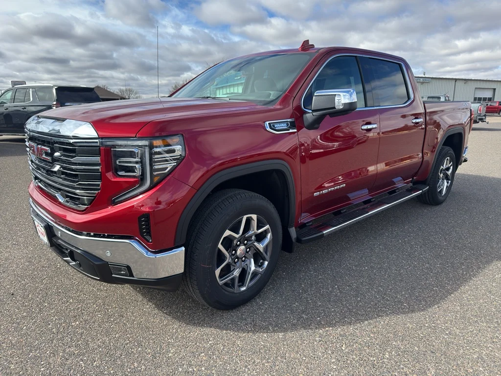 2026 GMC Sierra 1500 SLT - Photo 2