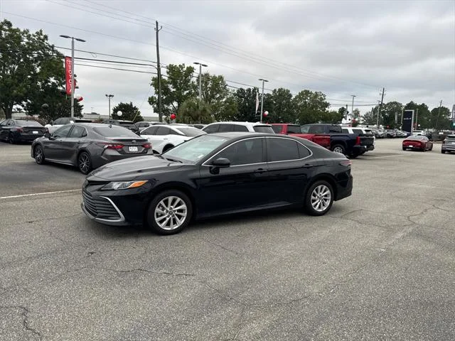 2024 Toyota Camry LE - Photo 7