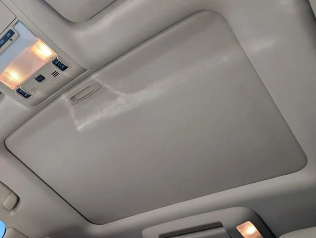 Used 2014 Blizzard Pearl Toyota Base image 9