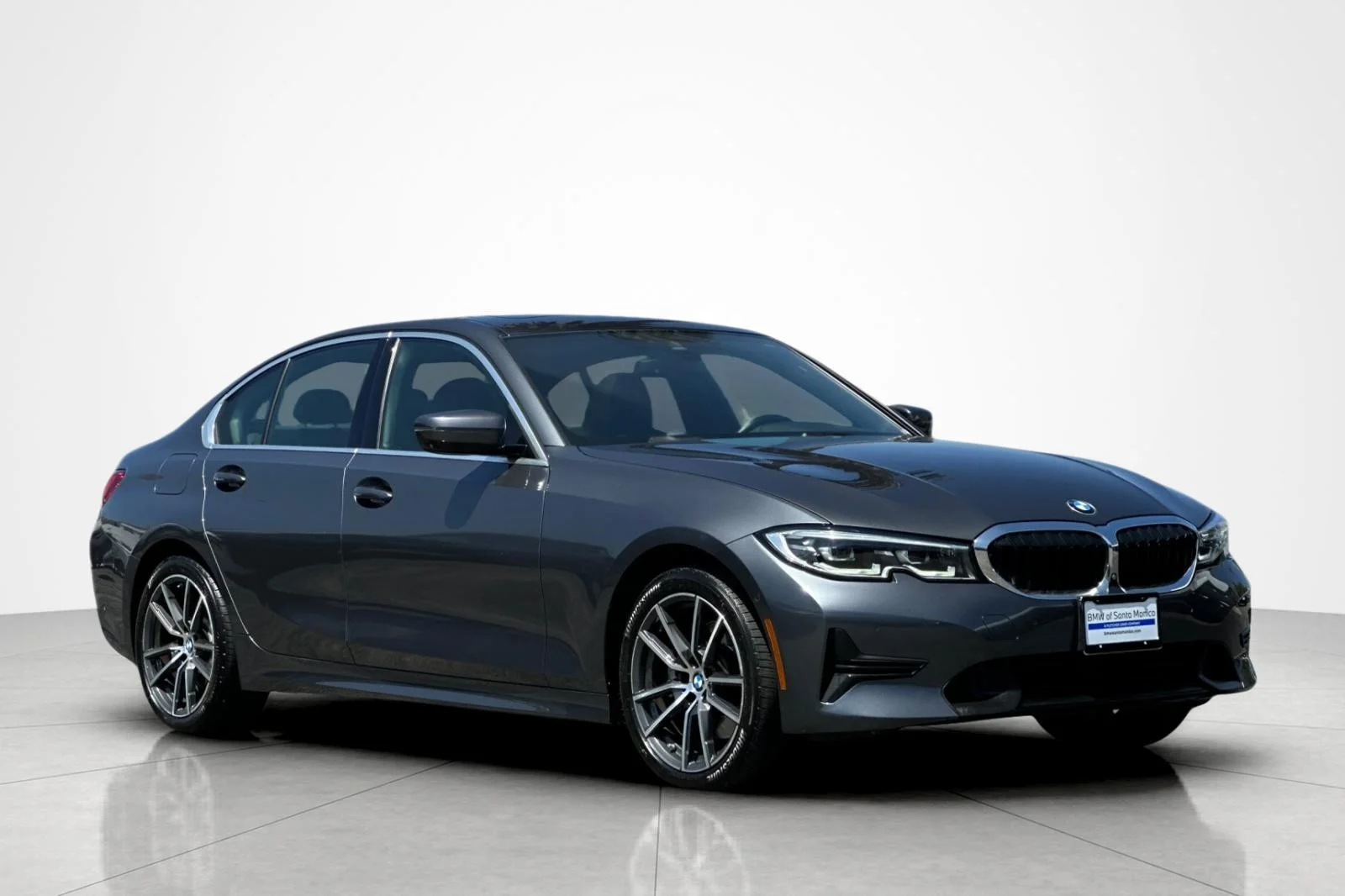 Used 2021 Mineral Gray Metallic BMW 330i image 7