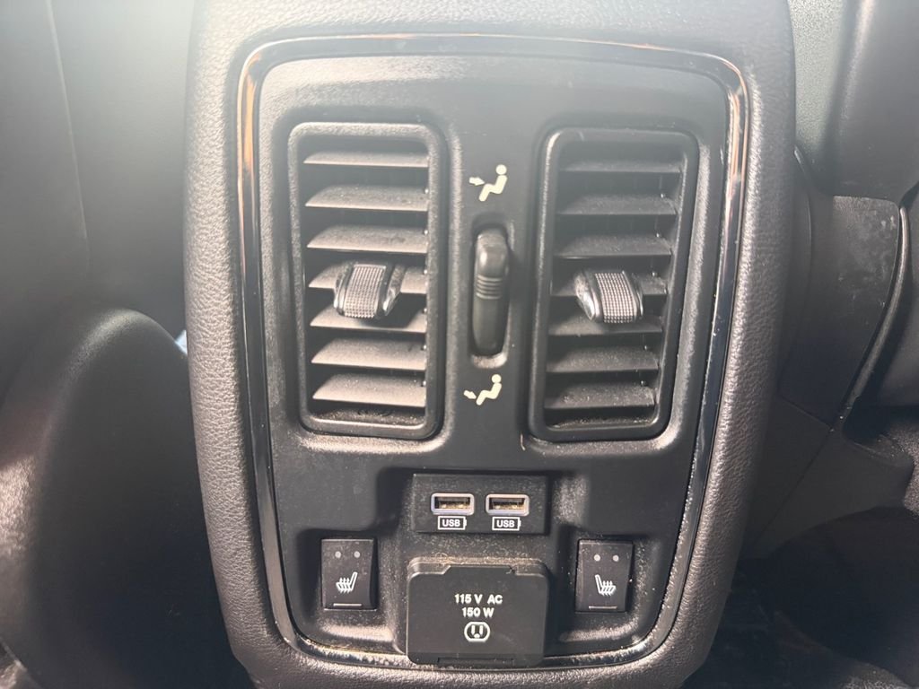 Used 2015 Silver Dodge R/T image 37