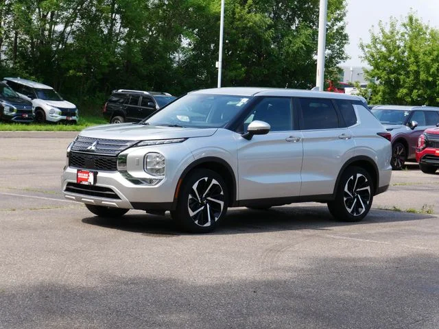 Certified 2022 Mitsubishi Outlander SE with VIN JA4J4UA81NZ048852 for sale in White Bear Lake, Minnesota