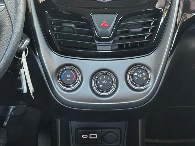 Used 2020 White Chevrolet 1LT image 15