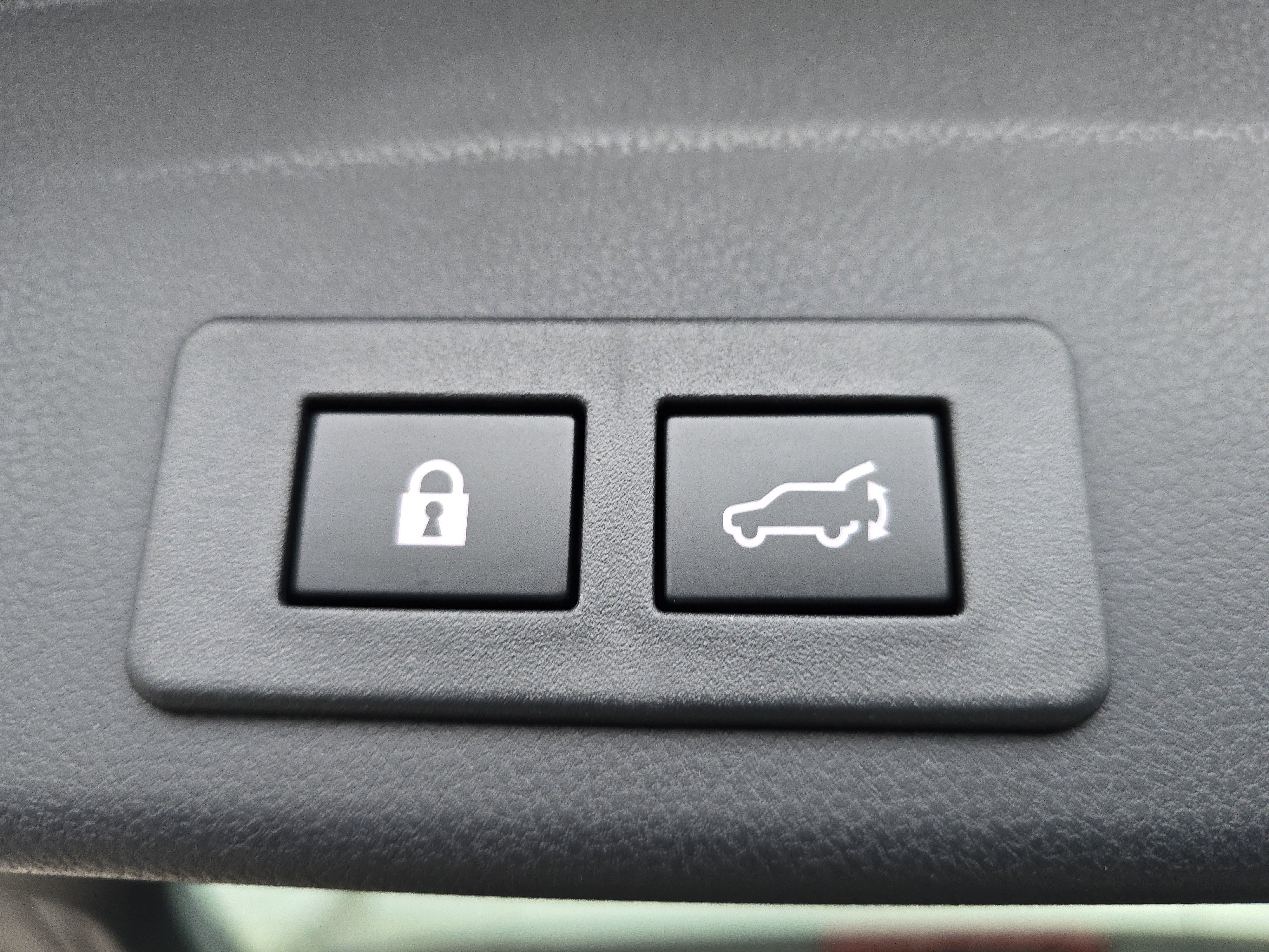 New 2026 CRYSTAL BLACK SILICA Subaru Onyx Edition Touring 7-Passenger image 16