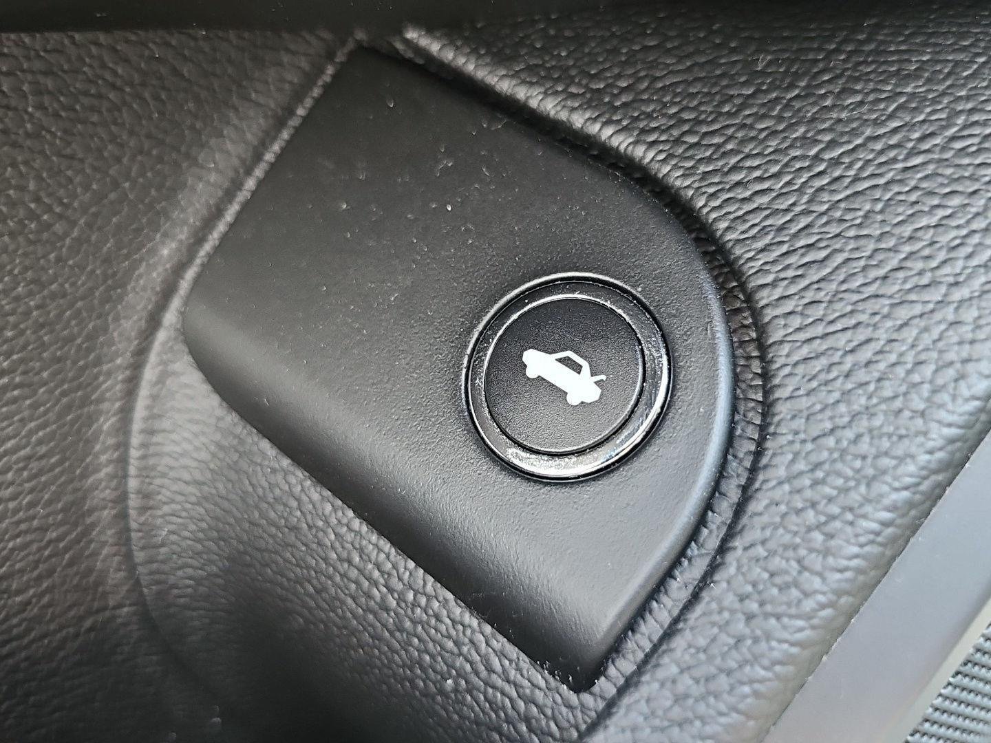 Used 2014 Grigio Metallo Maserati S Q4 image 28