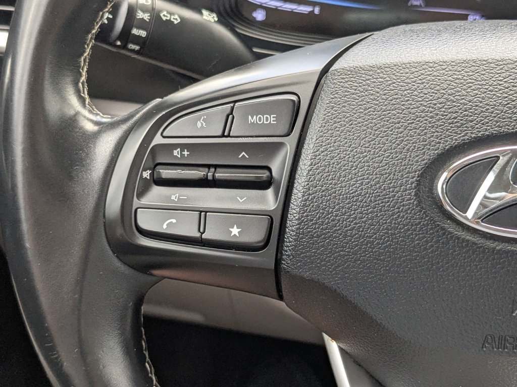 Used 2023 Gray Hyundai SEL image 30