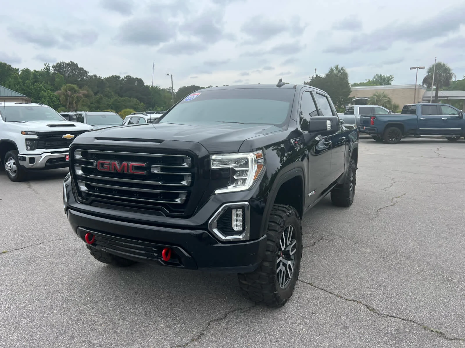 2021 GMC Sierra 4WD Crew Cab Standard Box AT4's photo