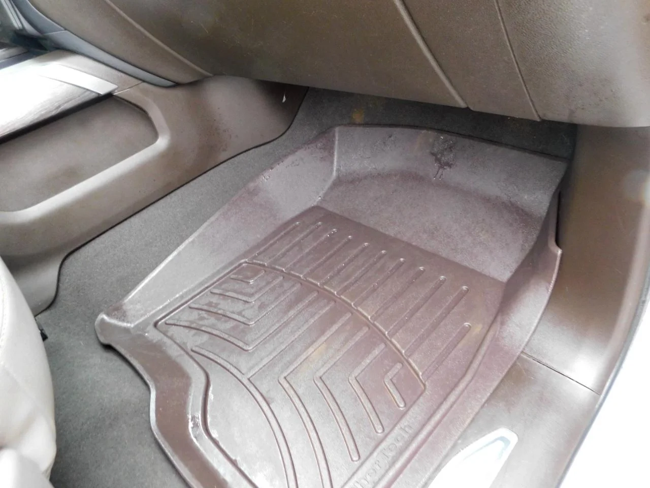 Used 2021 White Chevrolet 4WD CREW CAB 159 in LTZ image 23