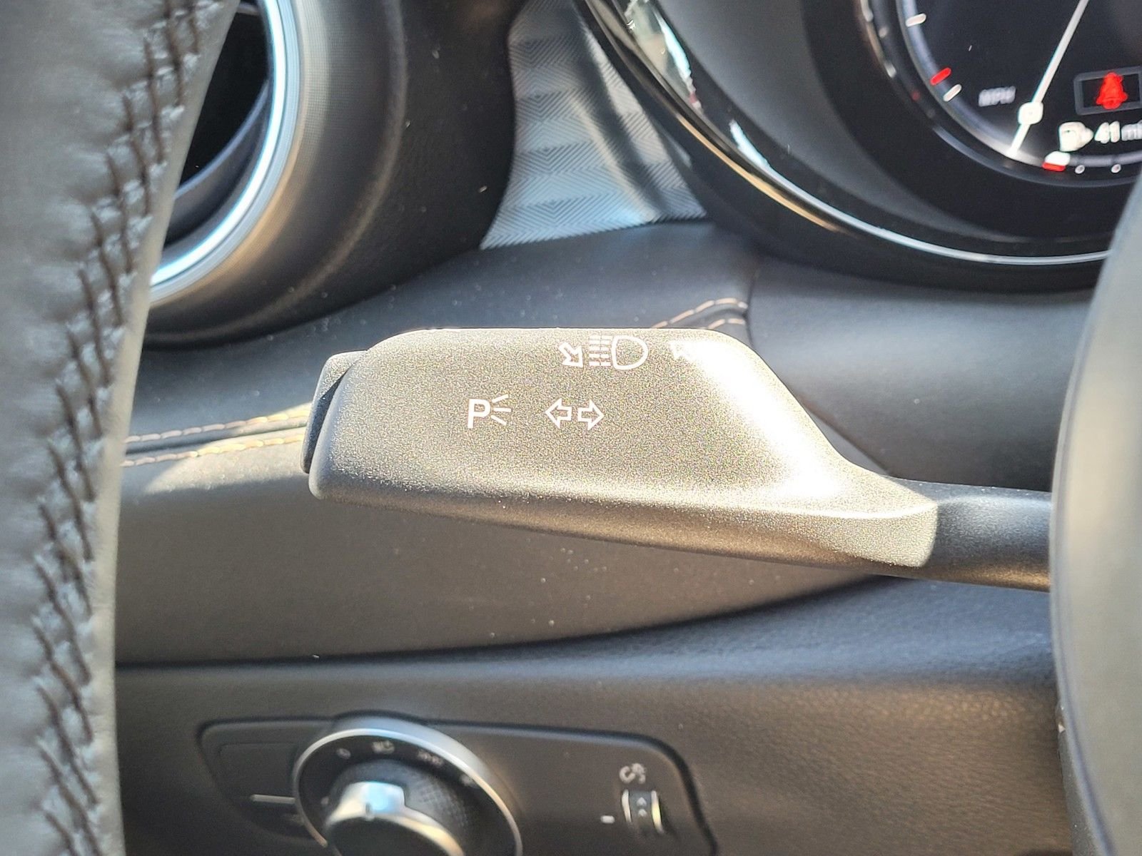 2025 Alfa Romeo Tonale Base - Photo 19