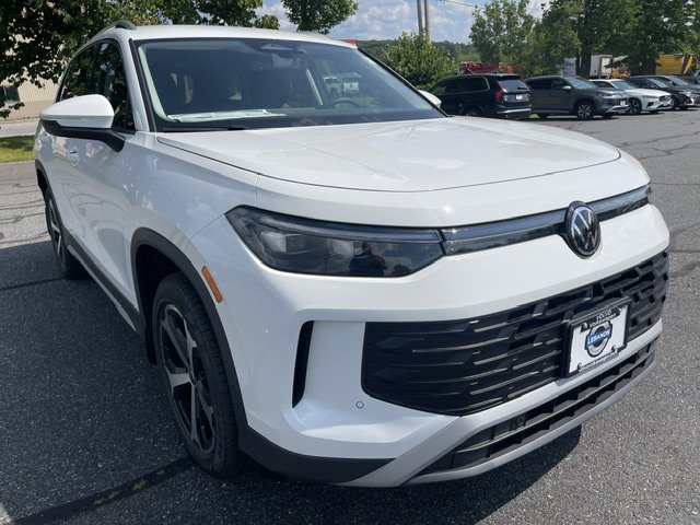 New 2026 Pure White Volkswagen 2.0T SE image 6