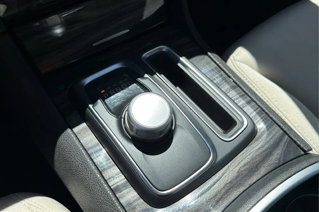 Used 2022 Black Chrysler Touring image 30