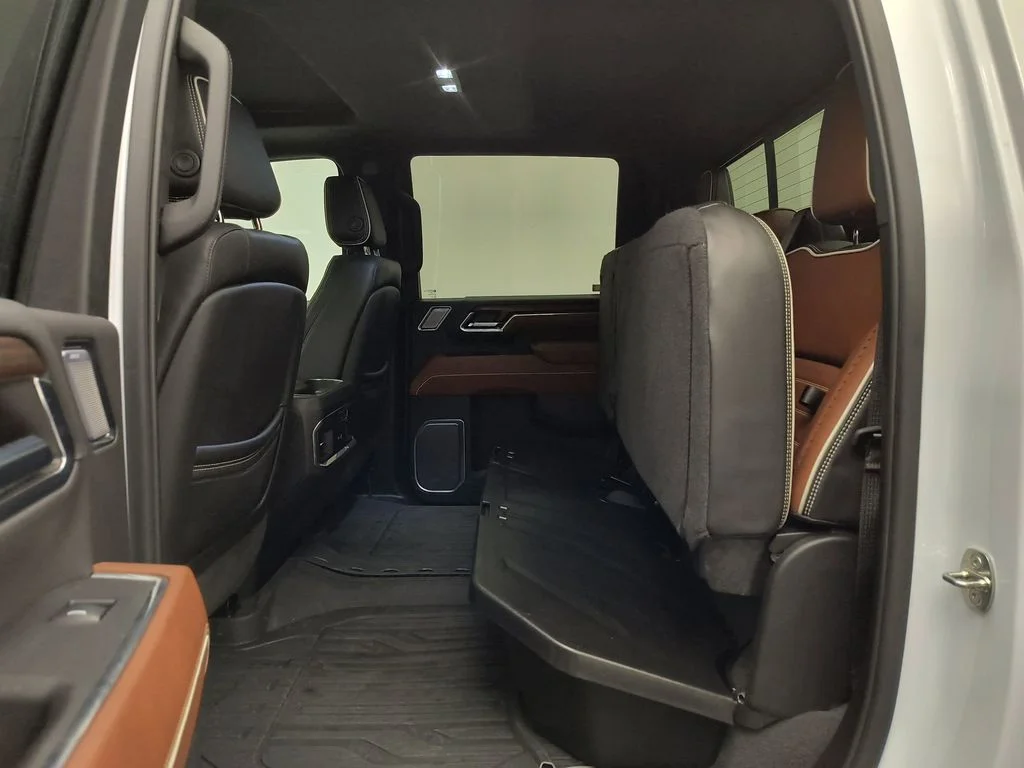 2024 GMC Sierra 3500HD Denali Ultimate - Photo 13