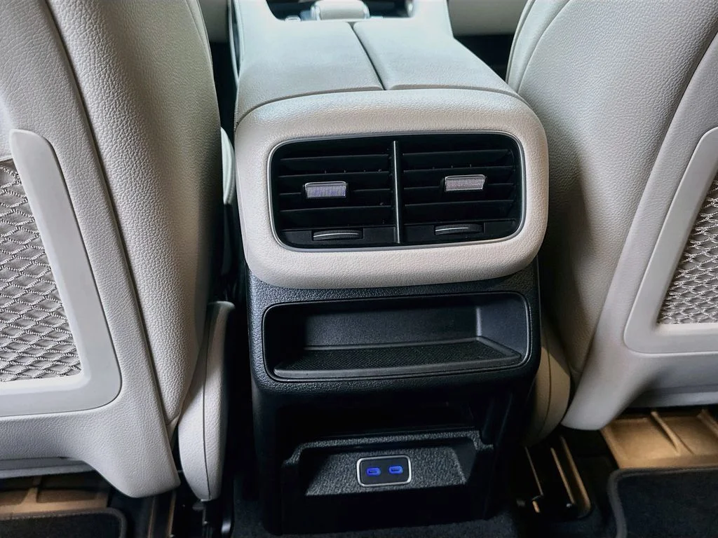Certified Used 2025 Polar White Mercedes-Benz GLE 350 image 27