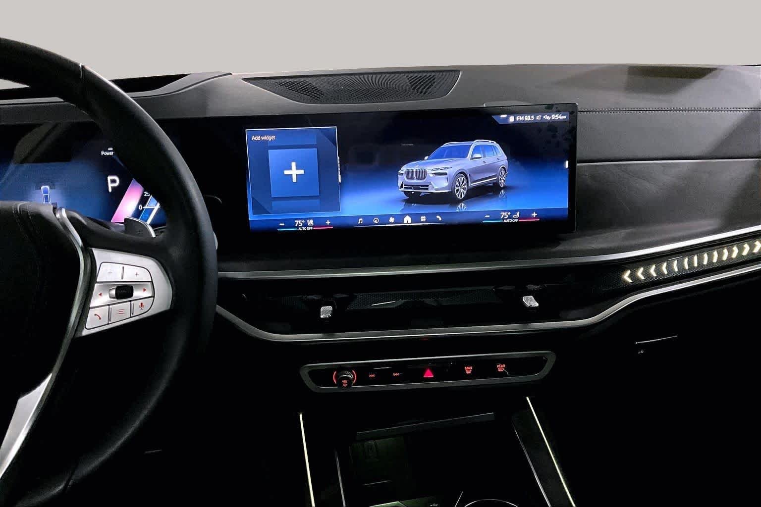 Used 2026 Skyscraper Grey Metallic BMW xDrive40i image 6