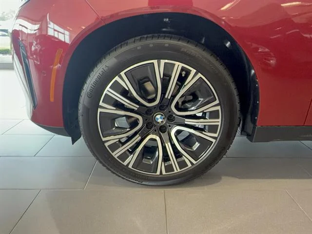 New 2026 Vegas Red Metallic BMW 30 xDrive image 30