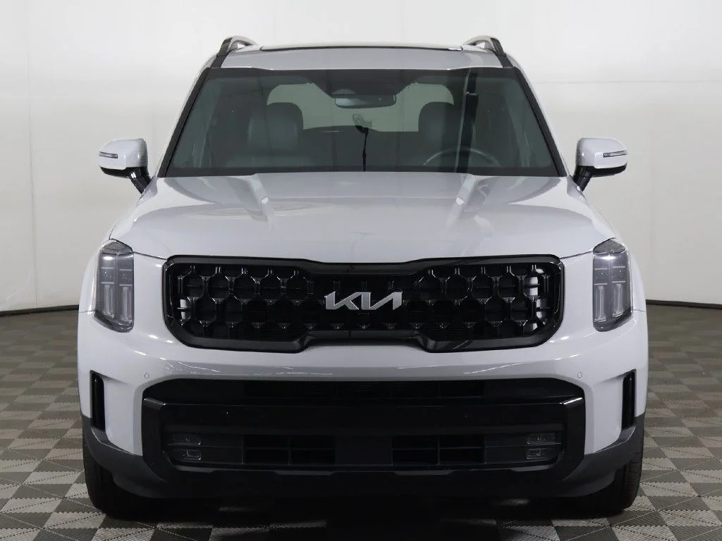 Used 2024 Gray Kia SX X-Line image 15