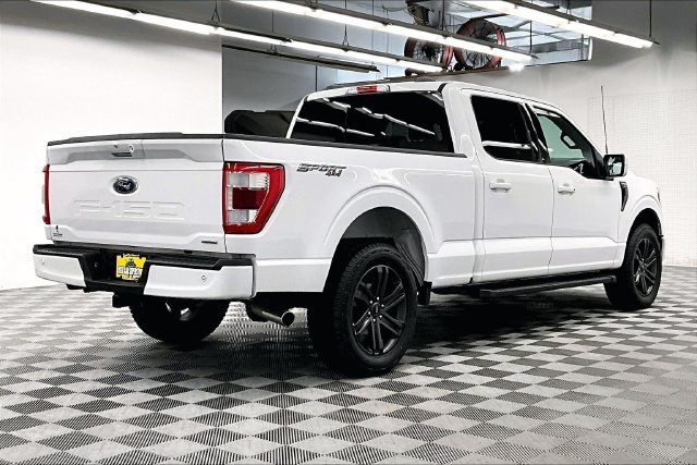 Used 2022 Oxford White Ford Lariat image 13