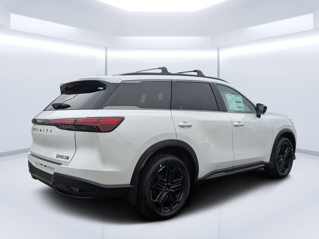 New 2026 RADIANT WHITE INFINITI Sport AWD image 3