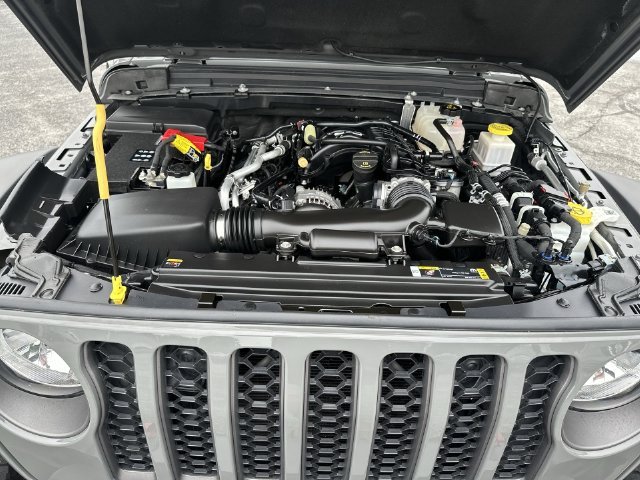 Used 2023 Gray Jeep Rubicon image 19