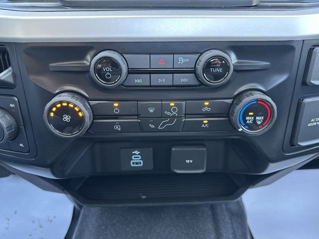 New 2026 Oxford White Ford F-250® XL image 18