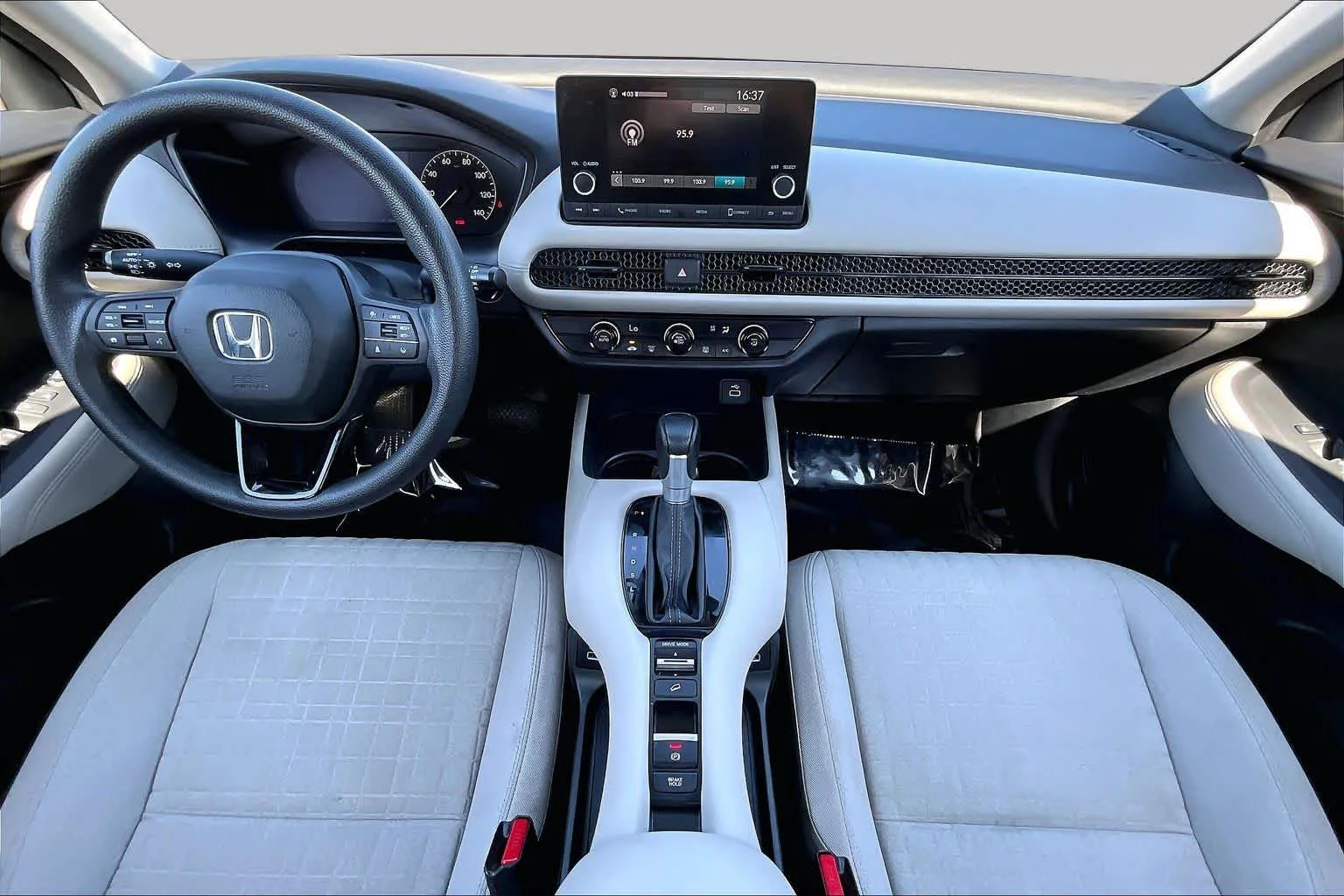 Used 2023 Nordic Forest Pearl Honda LX image 16