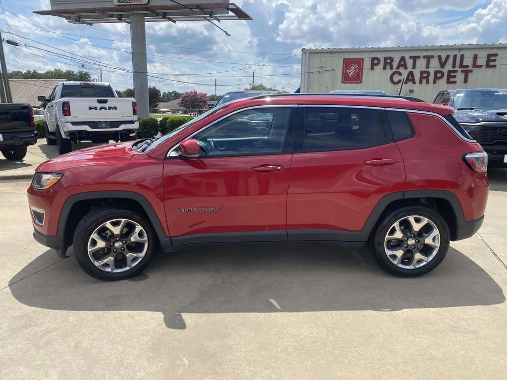 Used 2019 Red Jeep Limited image 39