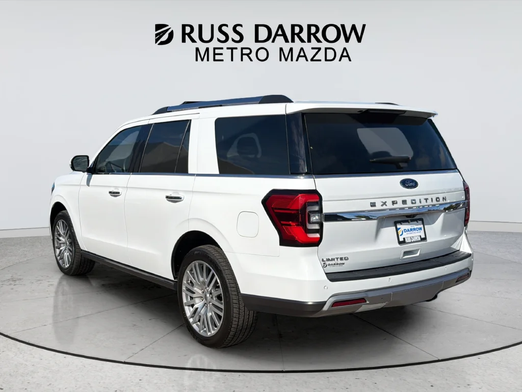 Used 2024 White Ford Limited image 3