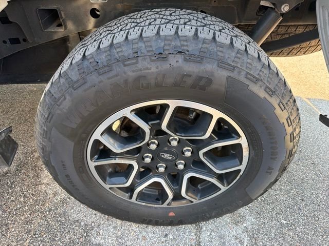 Certified Used 2023 Avalanche Ford XLT image 13