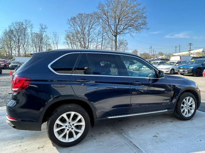 Used 2018 Blue BMW xDrive35i Sport Utility 4D image 9