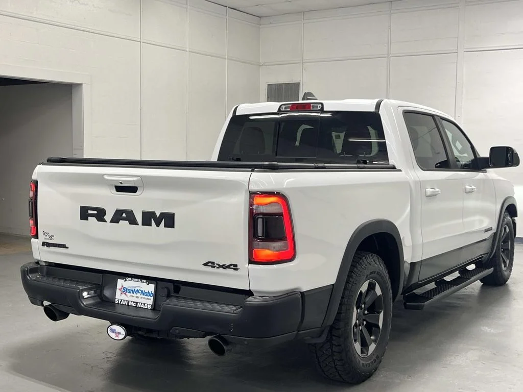 Used 2019 Bright White Clearcoat Ram Rebel Crew Cab 5.7L V8 4x4 1 Owner image 8