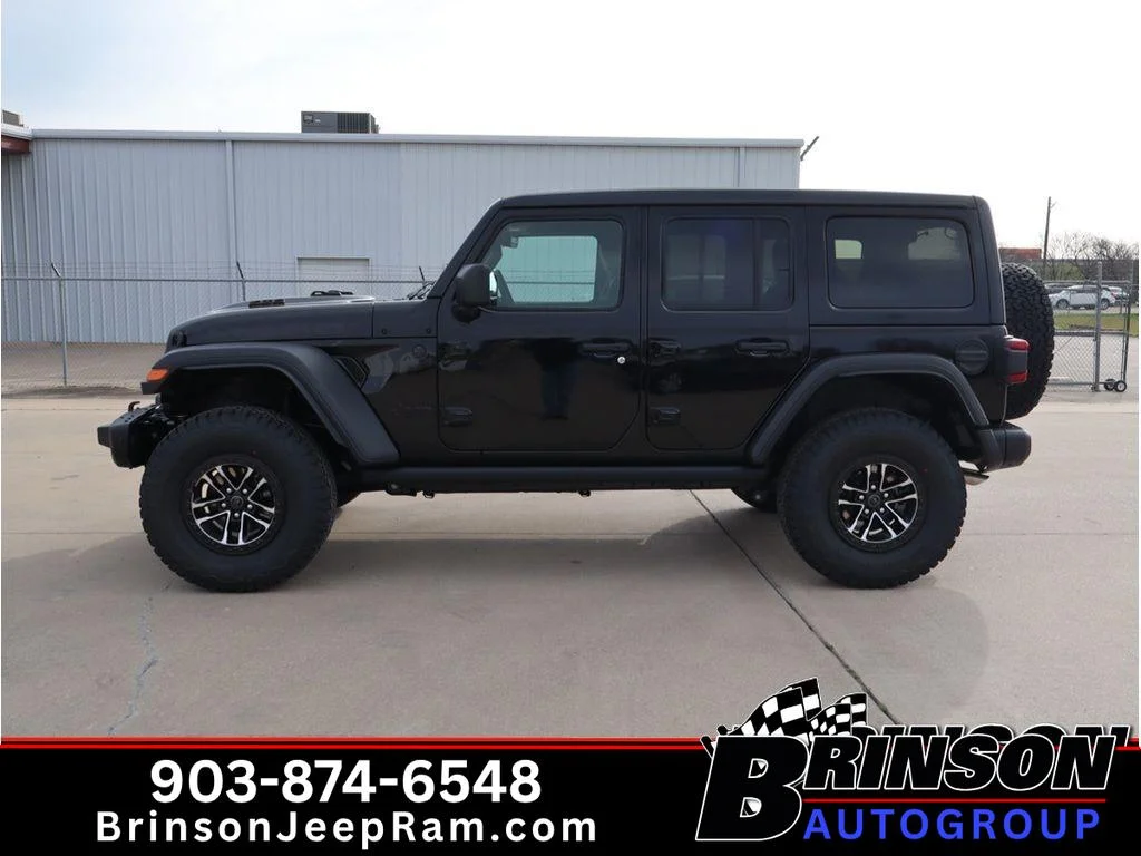 New 2026 Black Clear-Coat Exterior Paint Jeep Moab 392 image 3