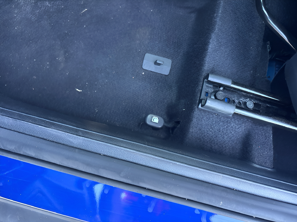 Used 2025 Blue Hyundai SEL image 25