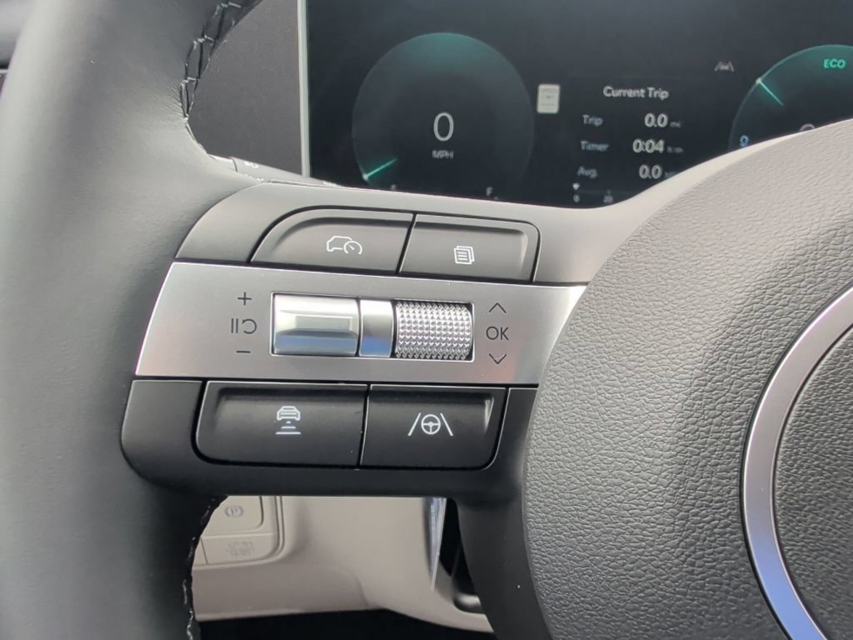 New 2026 Creamy White Pearl Hyundai SEL Convenience image 18