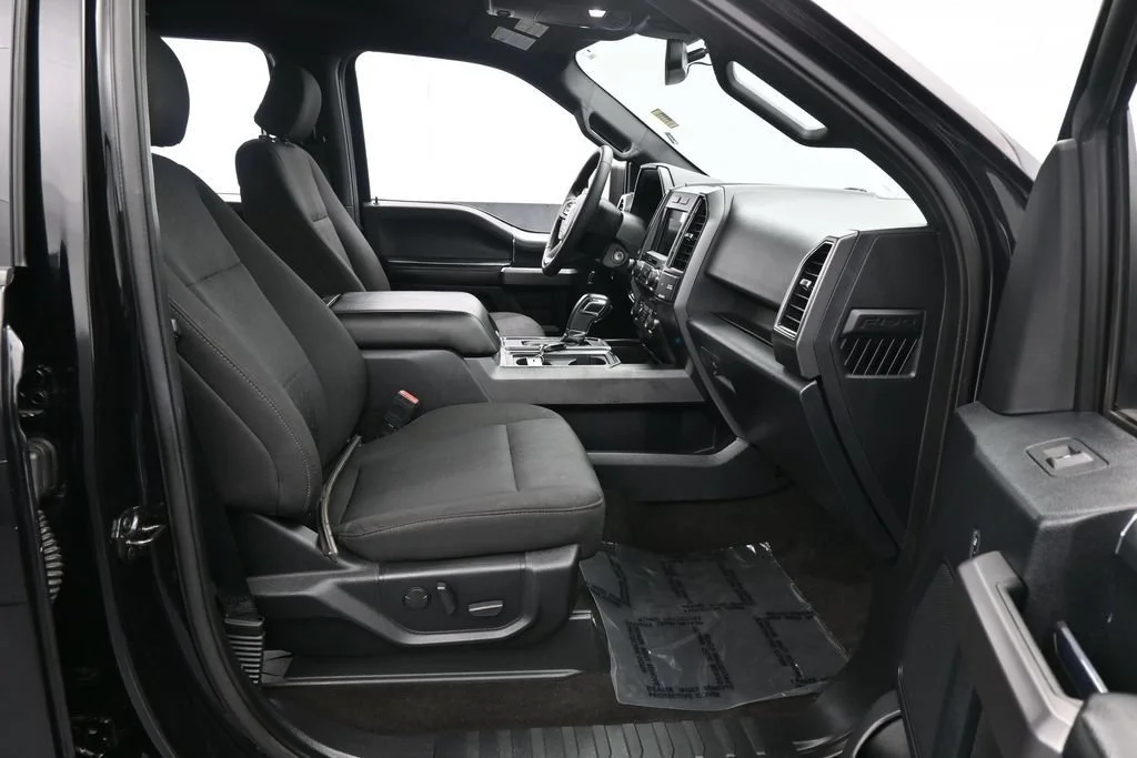 Used 2020 Black Ford XL image 37
