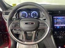 Used 2025 Velvet Red Pearlcoat Jeep Limited image 13