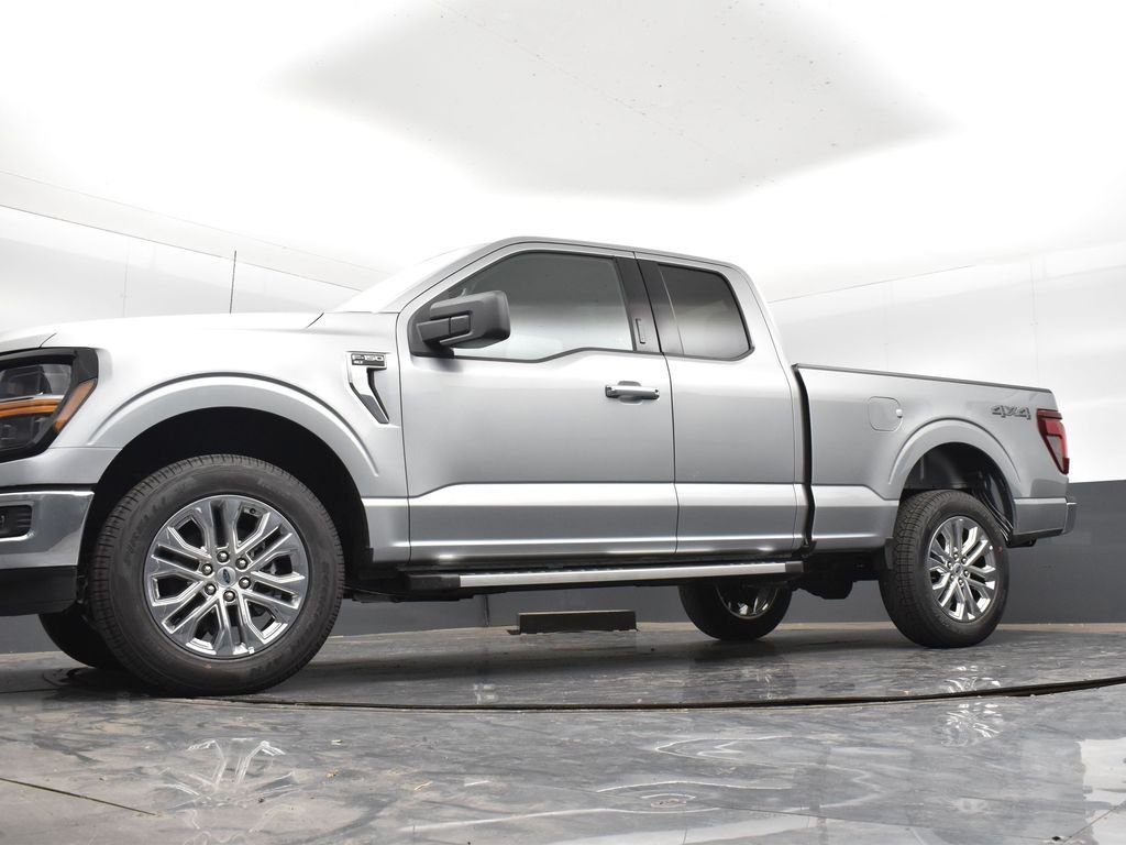 New 2026 Iconic Silver Metallic Ford XLT image 27