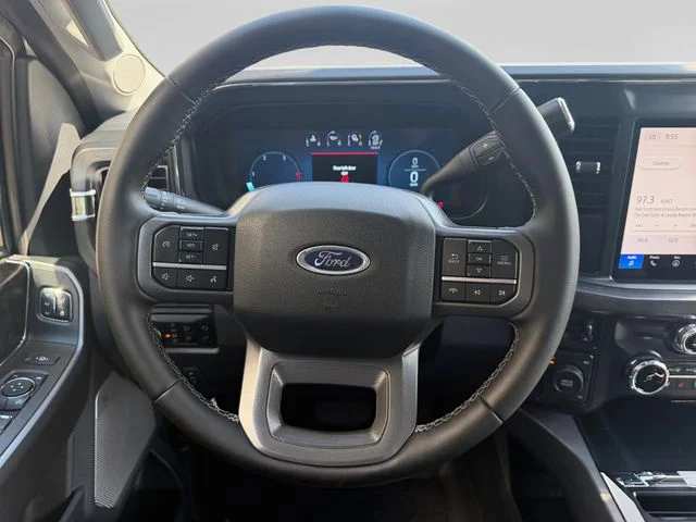 Certified Used 2025 Avalanche Ford Lariat image 13