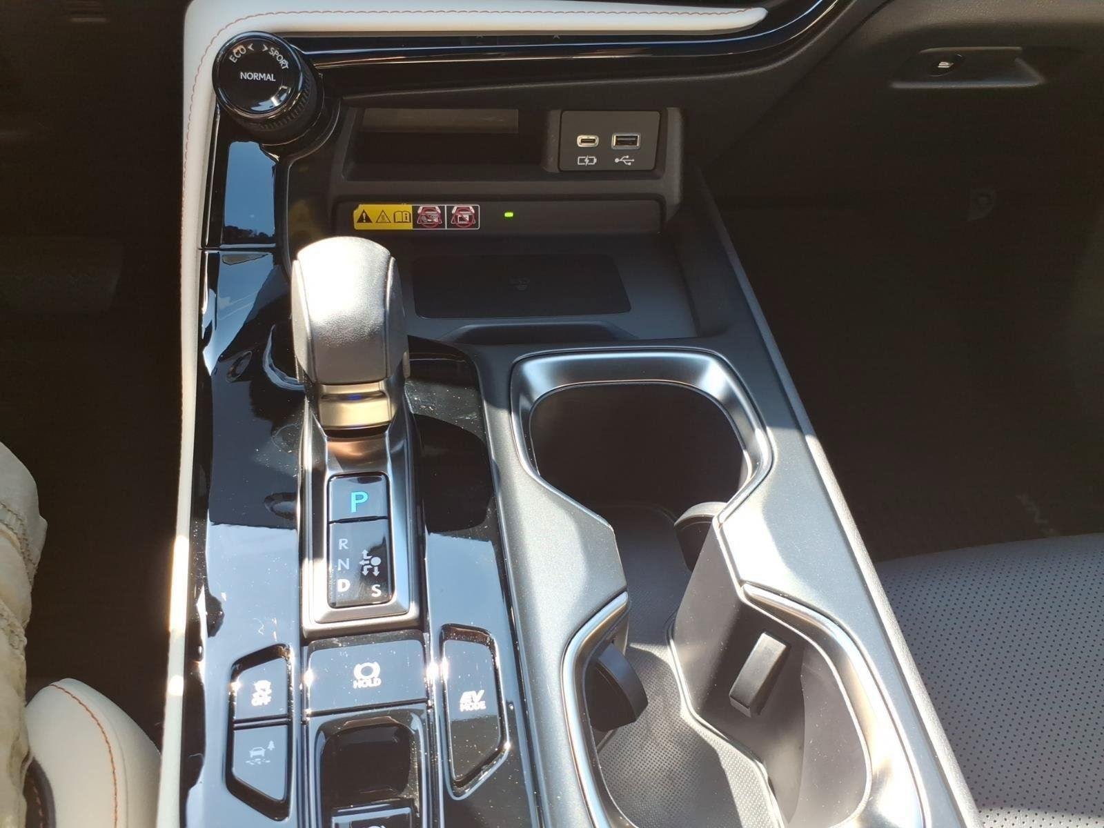 Used 2022 Atomic Silver Lexus NX 350h Premium image 22