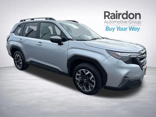2025 Subaru Forester Premium's photo