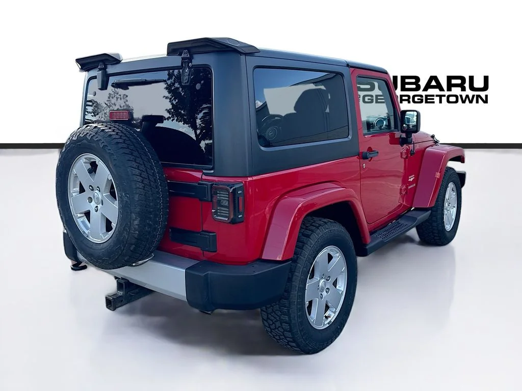 Used 2011 Red Jeep Sahara image 7