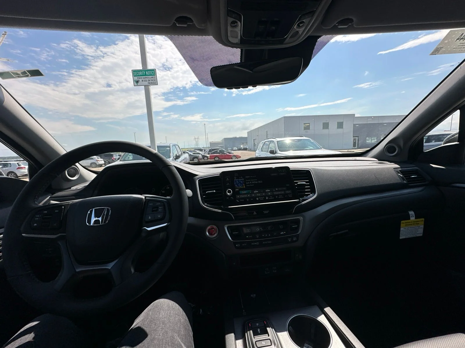 New 2026 Platinum White Pearl Honda RTL image 45