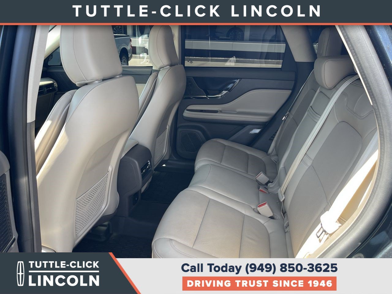 Certified Used 2022 Flight Blue Lincoln Grand Touring image 19