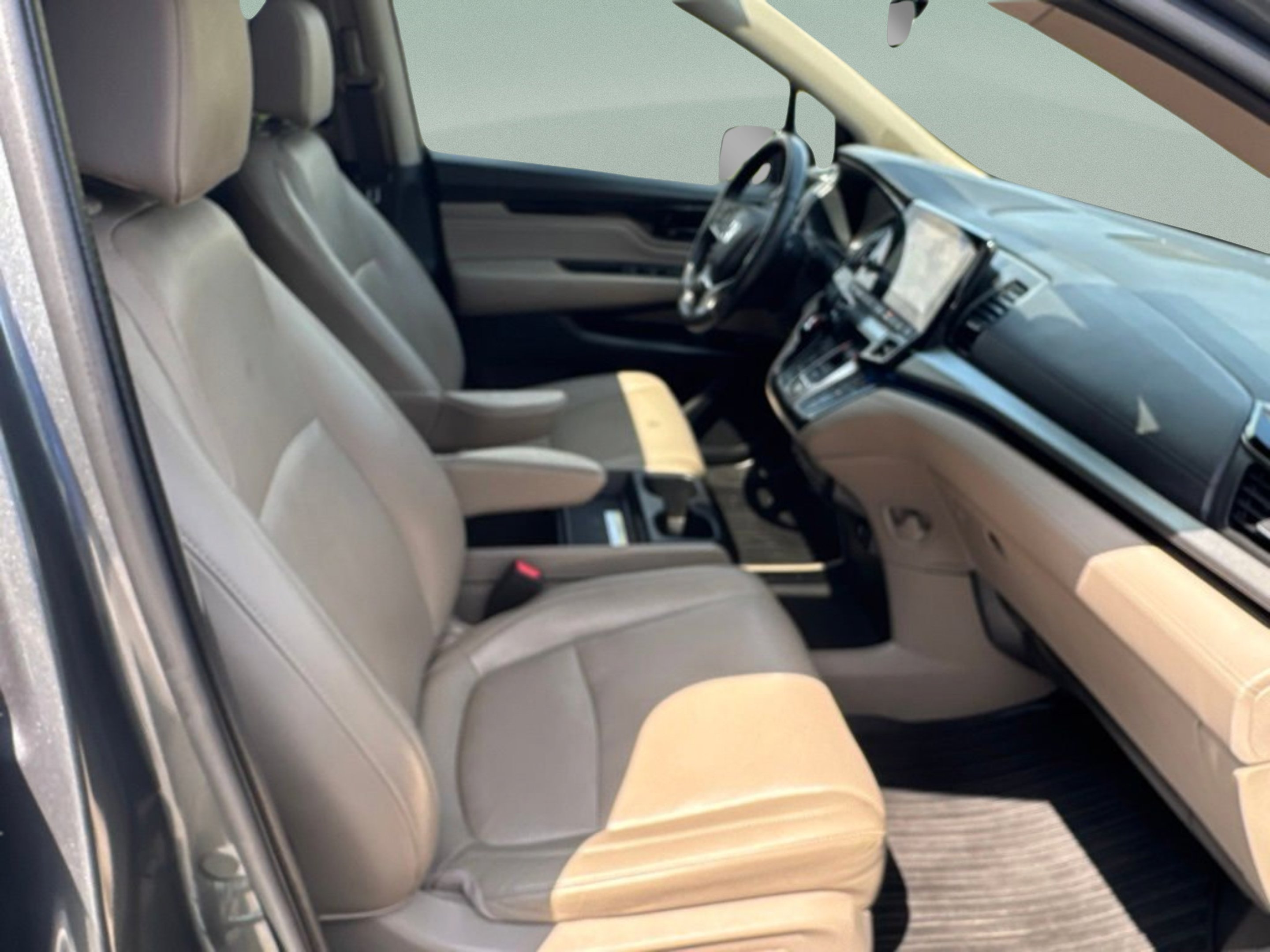 Used 2019 Pewter Metallic Honda Elite image 31