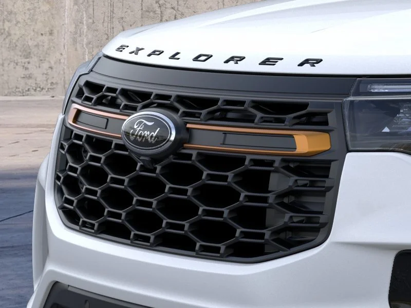 New 2026 Star White Metallic Tri-Coat Ford Tremor® image 17