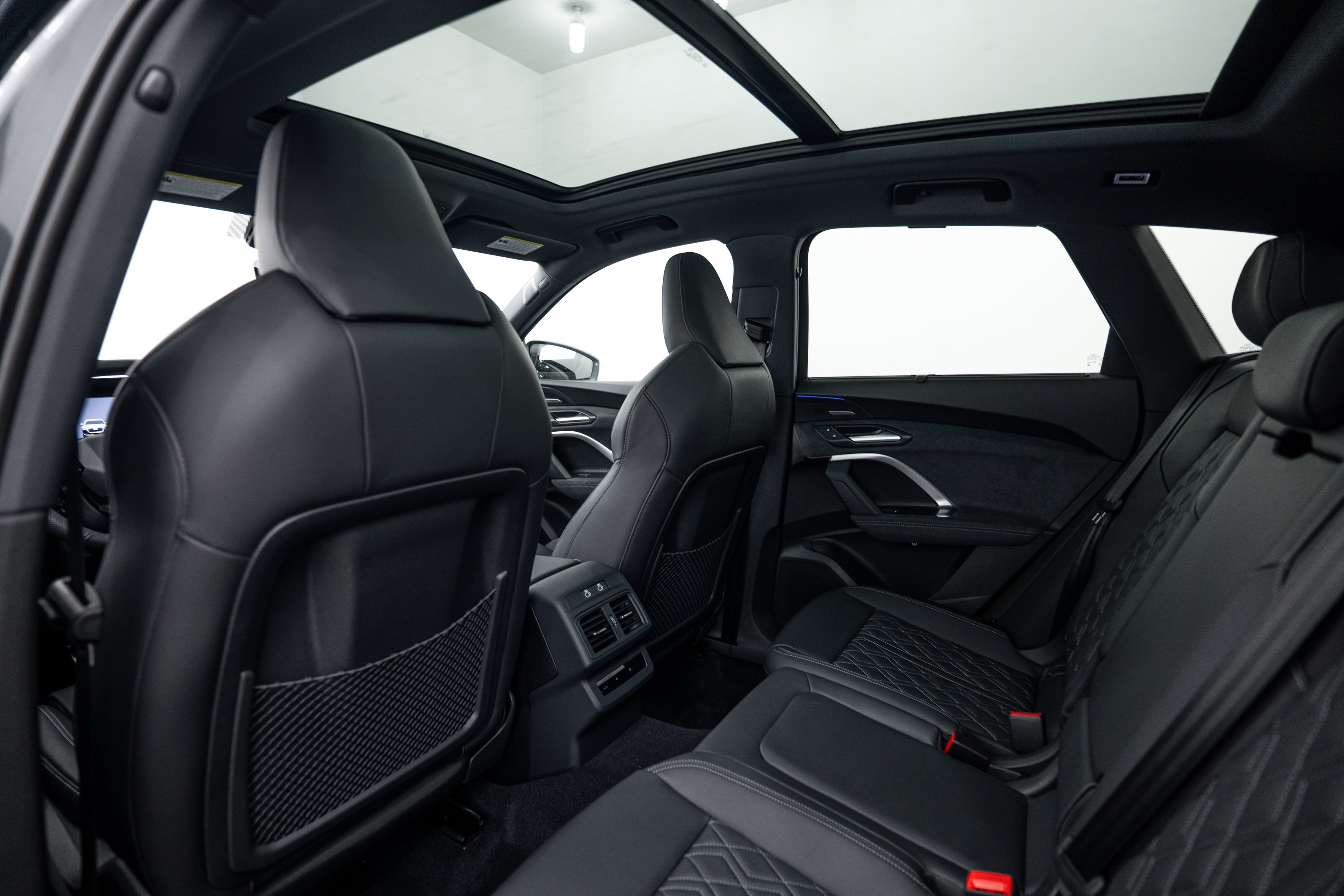 New 2026 Daytona Gray Audi Premium Plus image 18