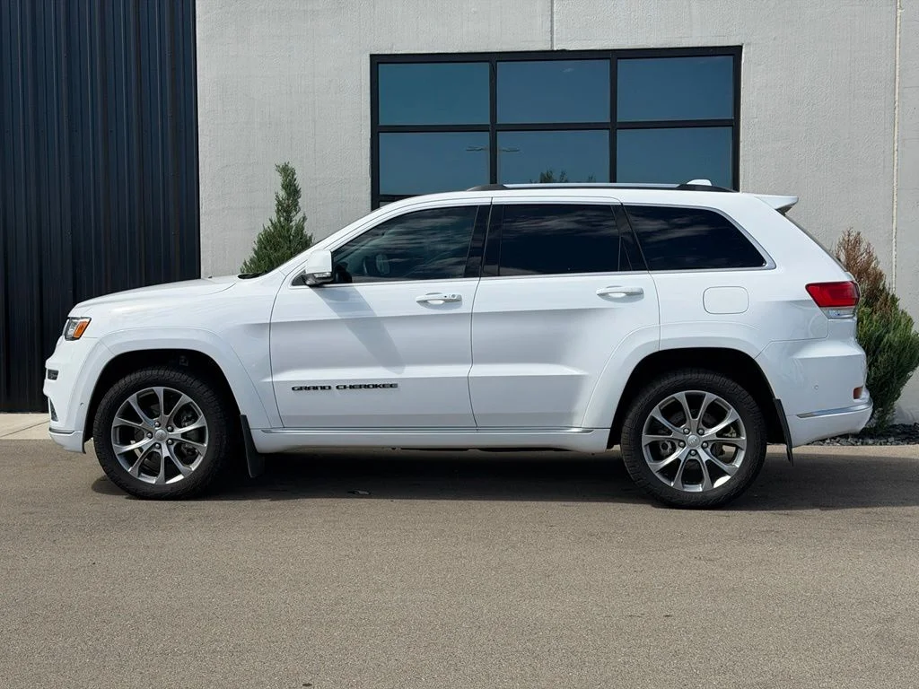 Used 2020 White Jeep Summit image 2