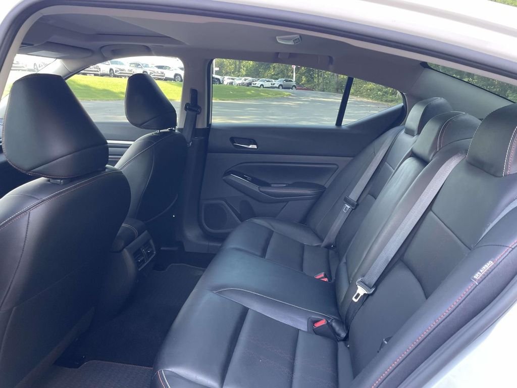 Used 2023 White Nissan 2.0 SR image 12