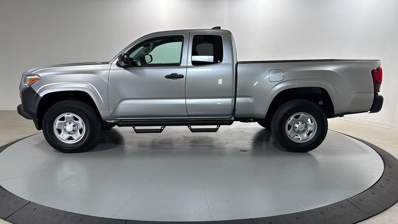 Used 2022 Silver Toyota SR image 8